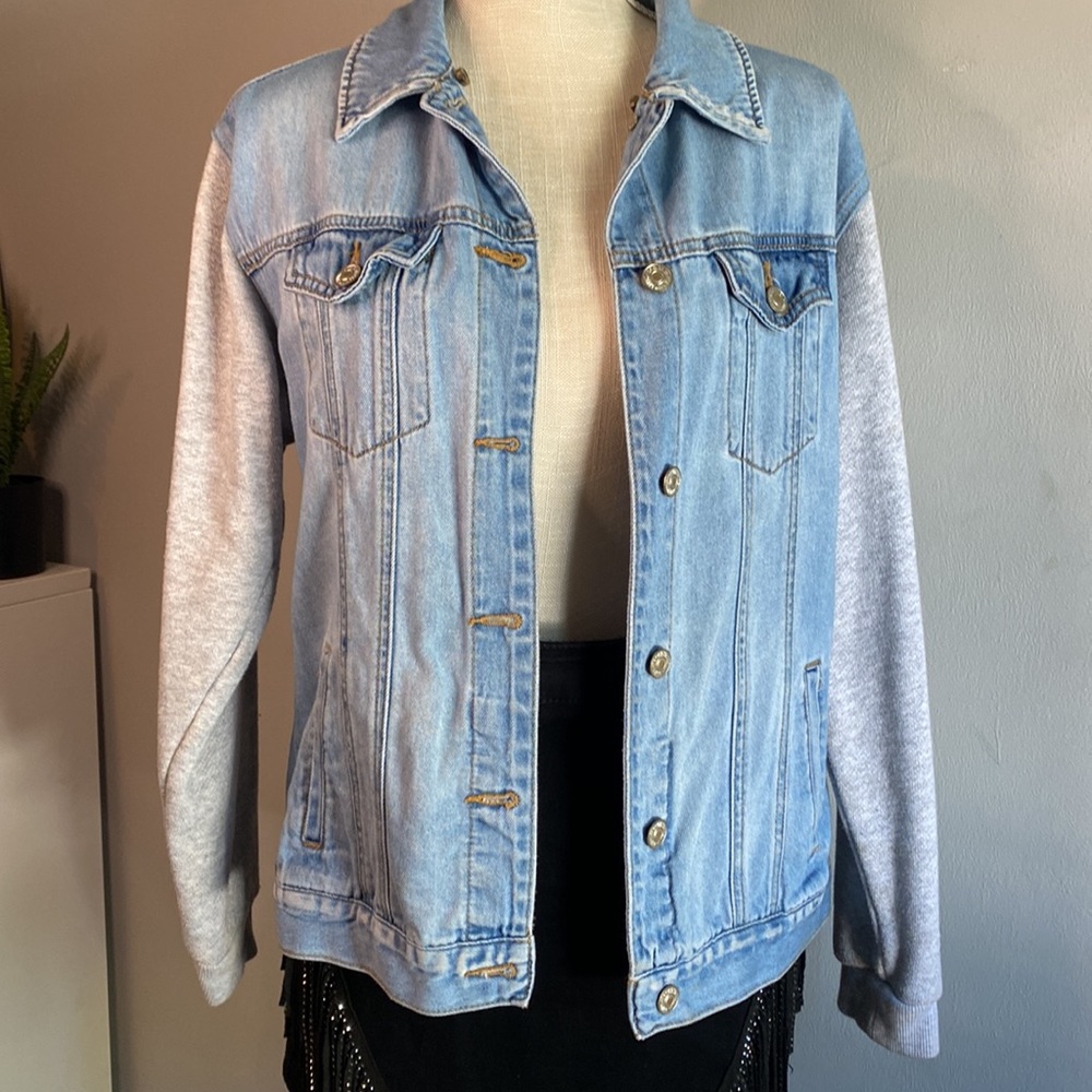 1️⃣0️⃣Jean Jacket
